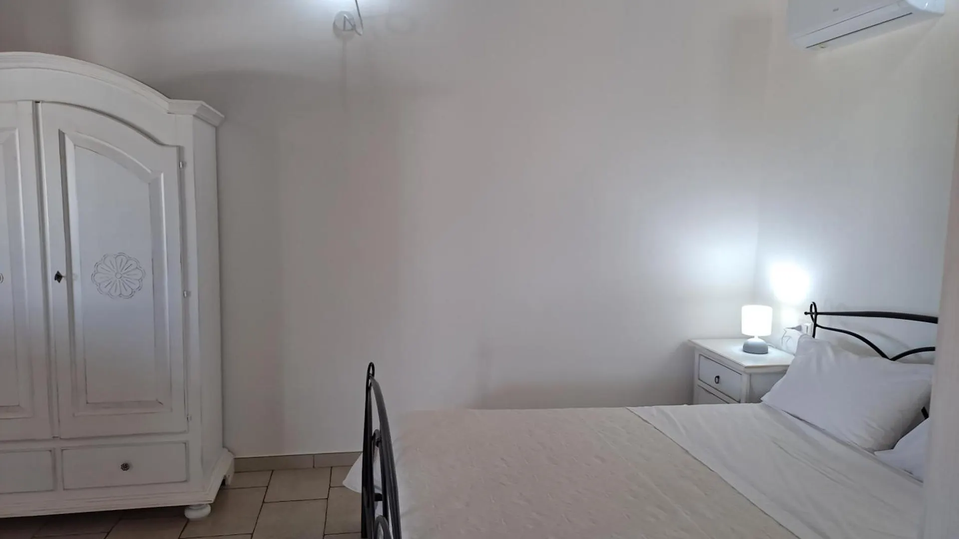 Agriturismo Sa Murta In Sennariolo-Oristano 0*, Sennariolo