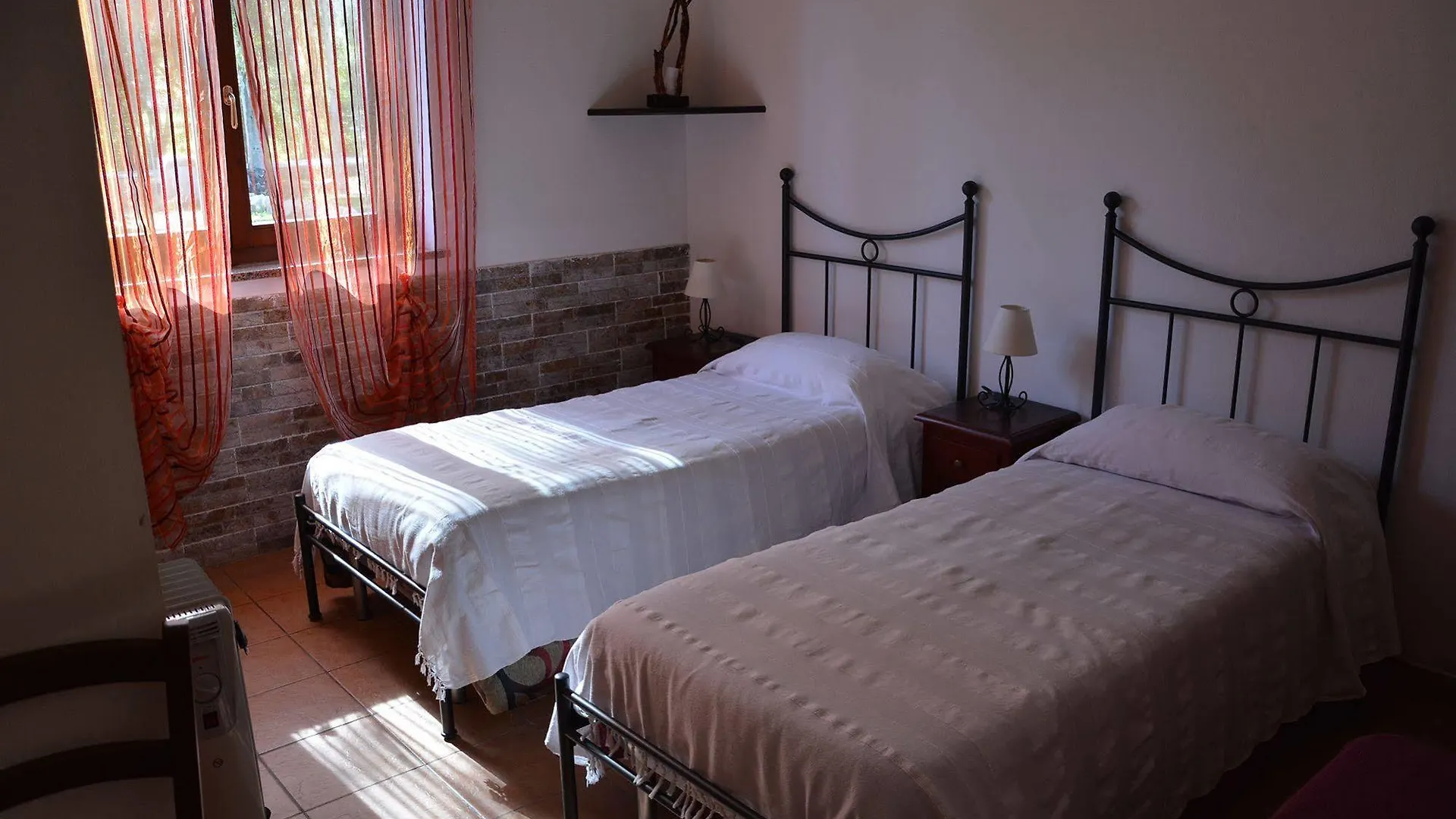 Agriturismo Sa Murta In Sennariolo-Oristano Çiftlik konaklama
